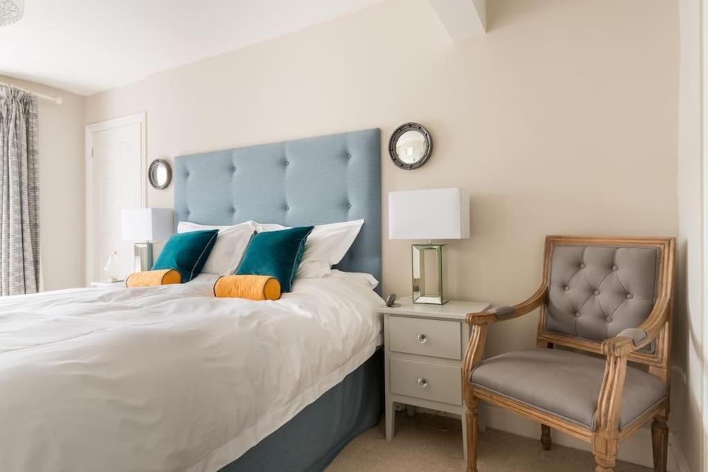 Four Bedroom Townhouse In Famous Suffolks Area Cheltenham Exterior foto