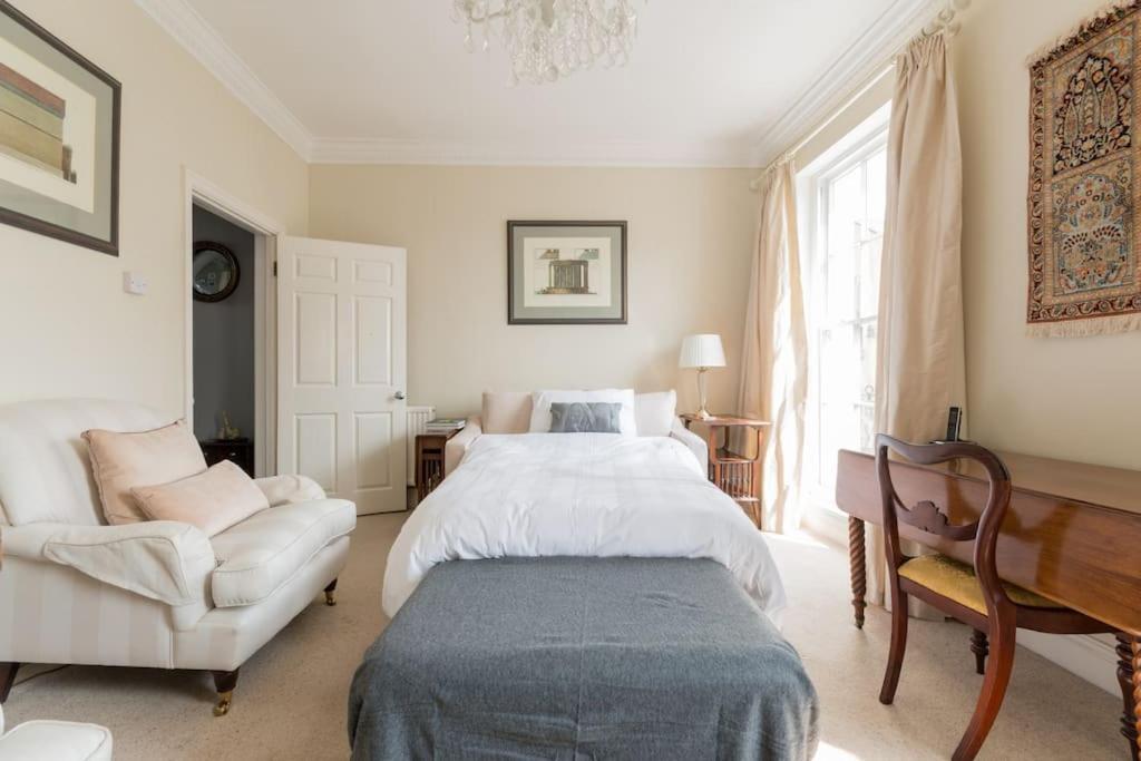 Four Bedroom Townhouse In Famous Suffolks Area Cheltenham Exterior foto