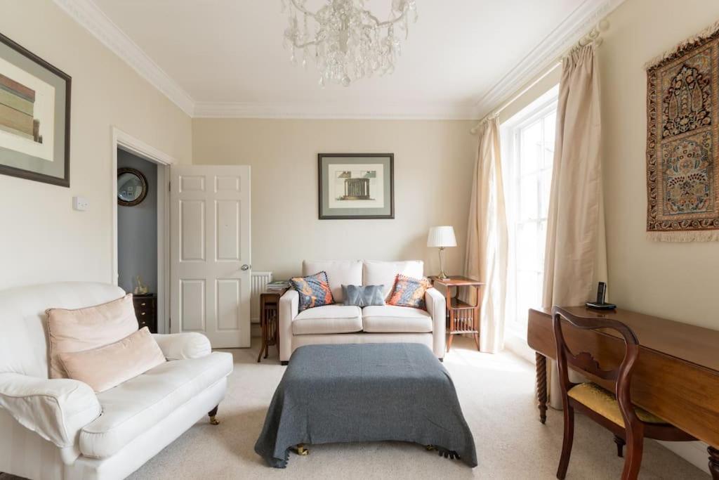 Four Bedroom Townhouse In Famous Suffolks Area Cheltenham Exterior foto
